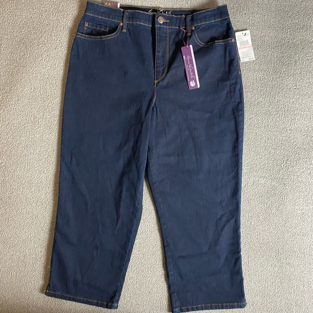 Gloria Vanderbilt Amanda Fit Dark Wash Denim Capris Casual Comfort Stretch